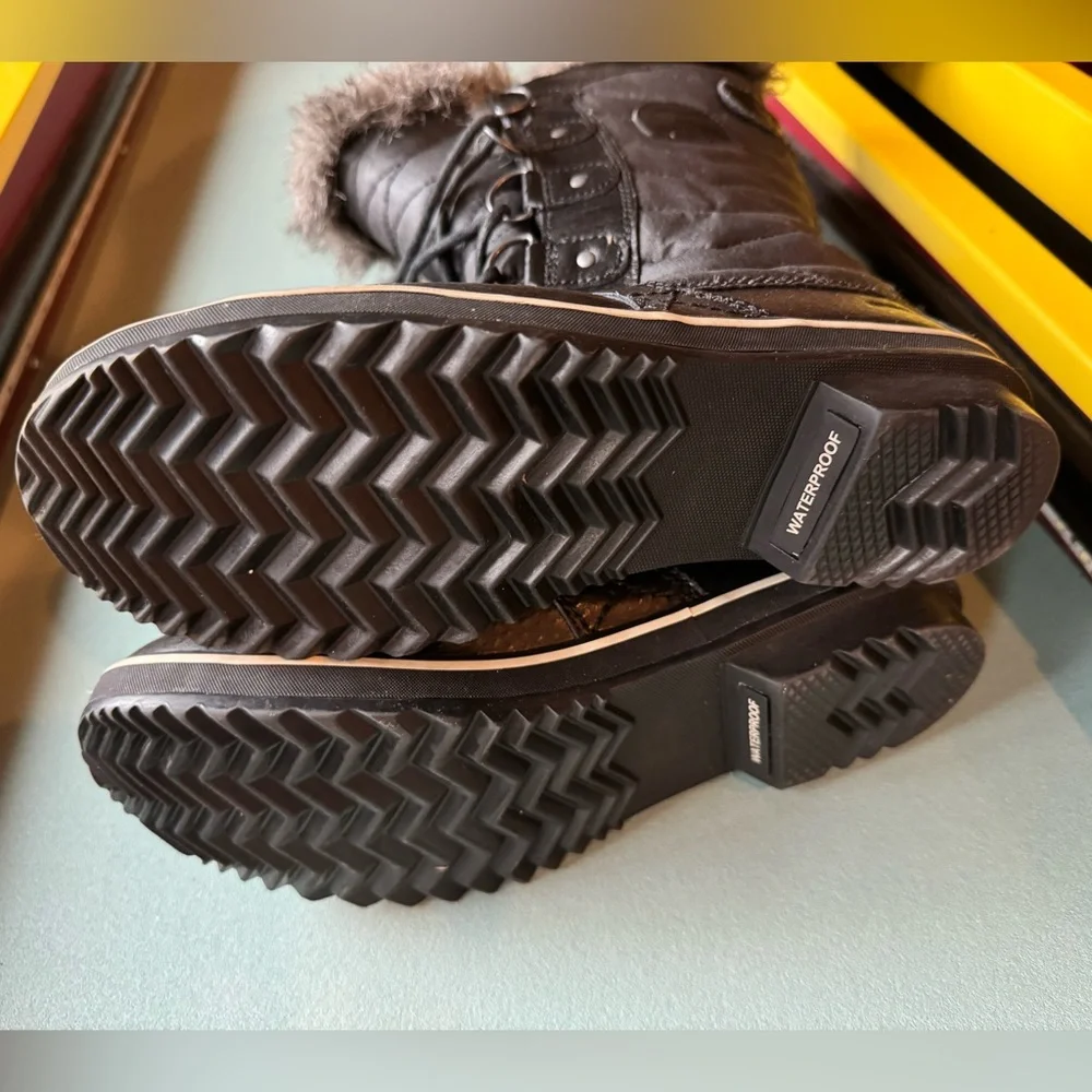 Sorel 'Tofino II' Faux Fur Lined Waterproof Boot Women’s Size 8 Waterproof - Picture 5 of 8